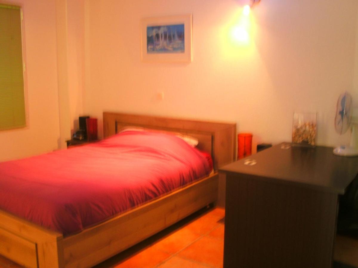 Location St Flo Appartement Saint-Florent  Buitenkant foto